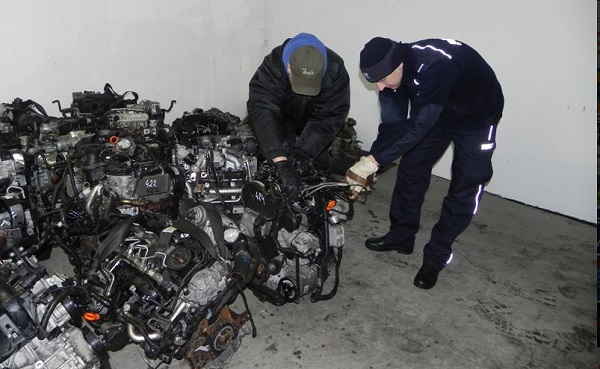 Strzelce - Policjanci zlikwidowali dziuplę samochodową