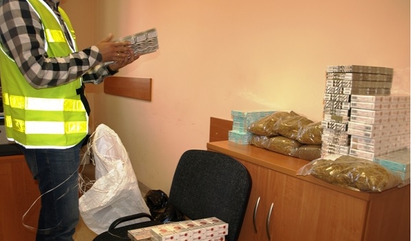 KPP Strzelce: Nielegalny tytoń i papierosy w Starym Kurowie...