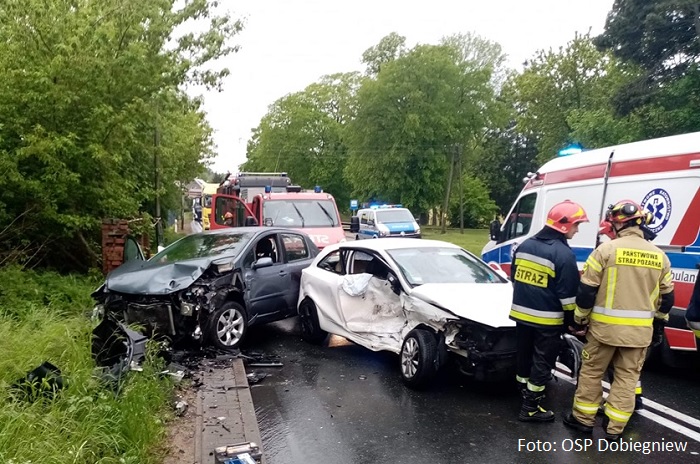 Kolejny wypadek na DK22. Zderzenie dwóch aut w Ługach...