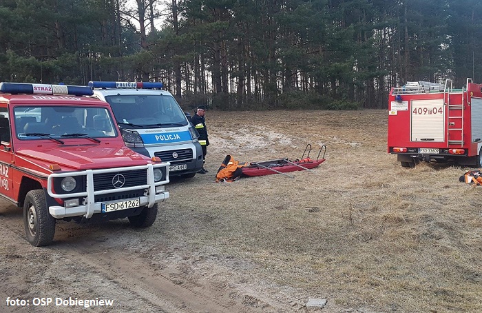 W Łęczynie koło Dobiegniewa strażacy wyłowili zwłoki kobiety