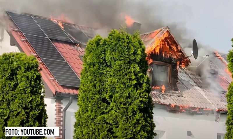 Pożar domu w Sarbinowie koło Dobiegniewa. Winna instalacja fotowoltaiczna? | VIDEO